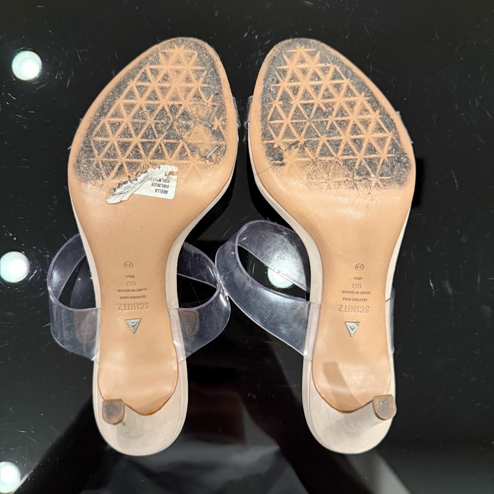Schutz Ariella Sandal in Oyster | USED - Picture 11 of 13